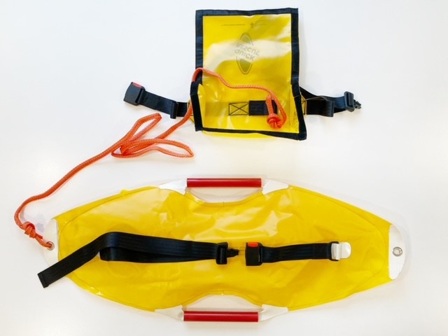 Quick RESCUE. New foldable, self-inflating, light and highly portable device for water rescue and lifesaving